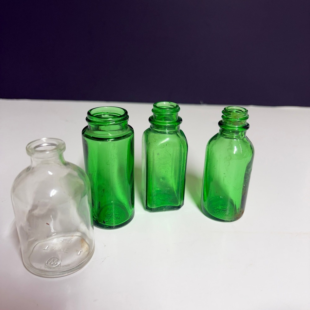 Vintage Green and Clear Glass Medicine Apothecary Bottles Set‎ of 4 Small Vials